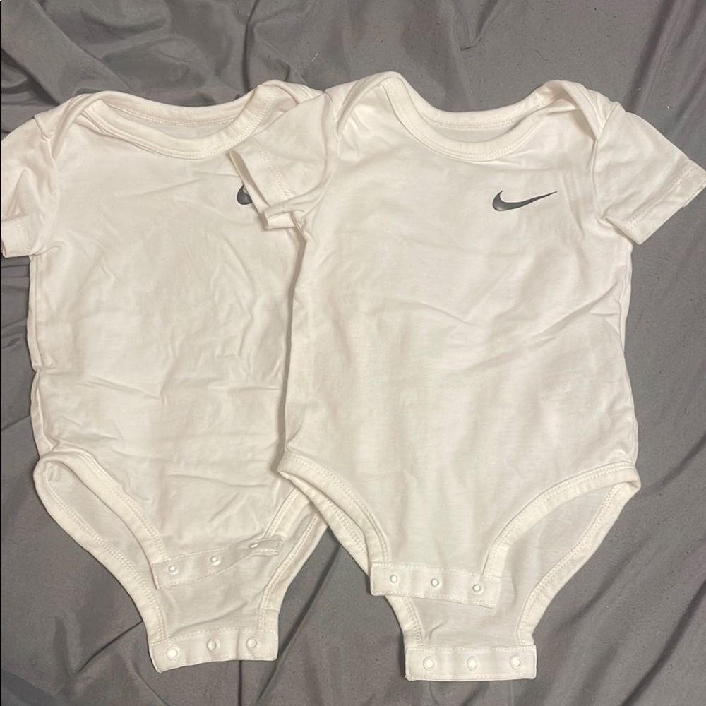 Nike White Infant Bodysuit Duo